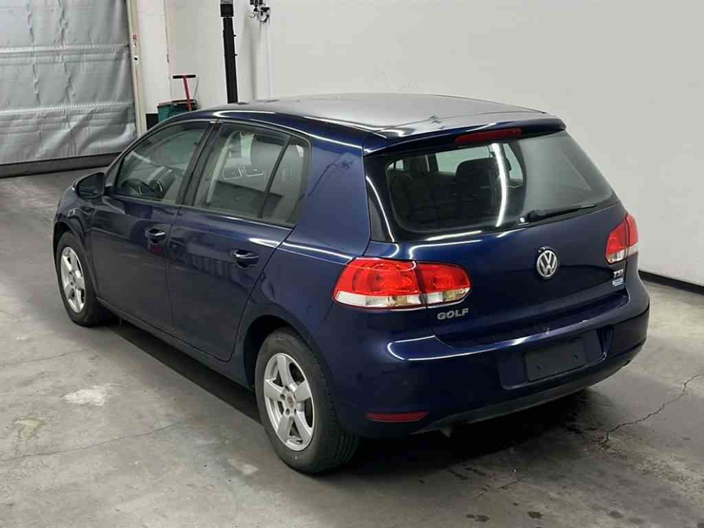 VOLKSWAGEN GOLF  | Nihon Jidosha CO. LTD