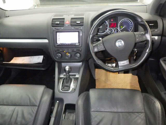 VOLKSWAGEN GOLG R32 4WD | Nihon Jidosha CO. LTD