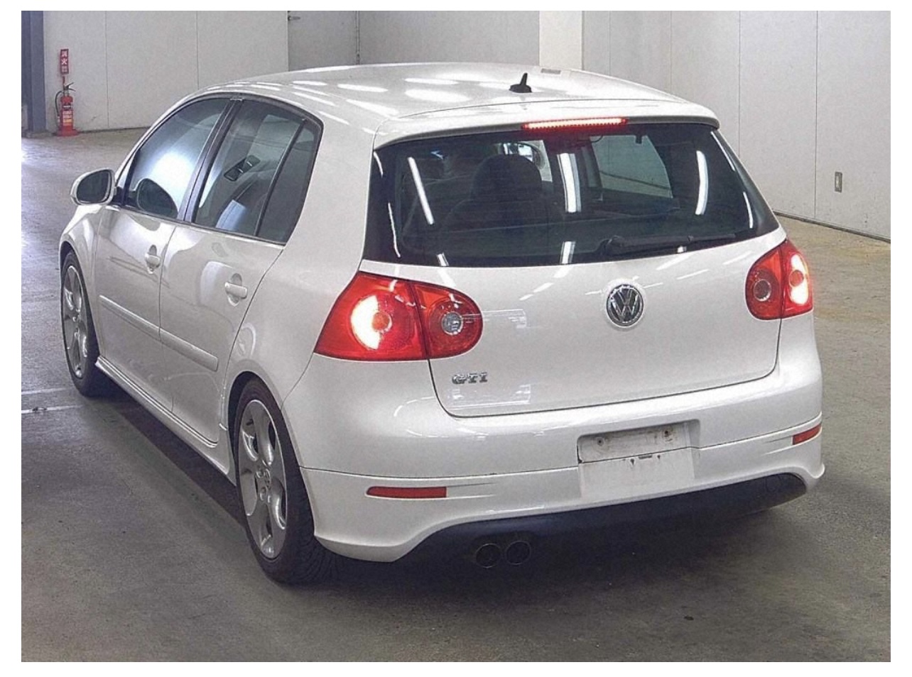 VOLKSWAGEN GOLF GTI | Nihon Jidosha CO. LTD