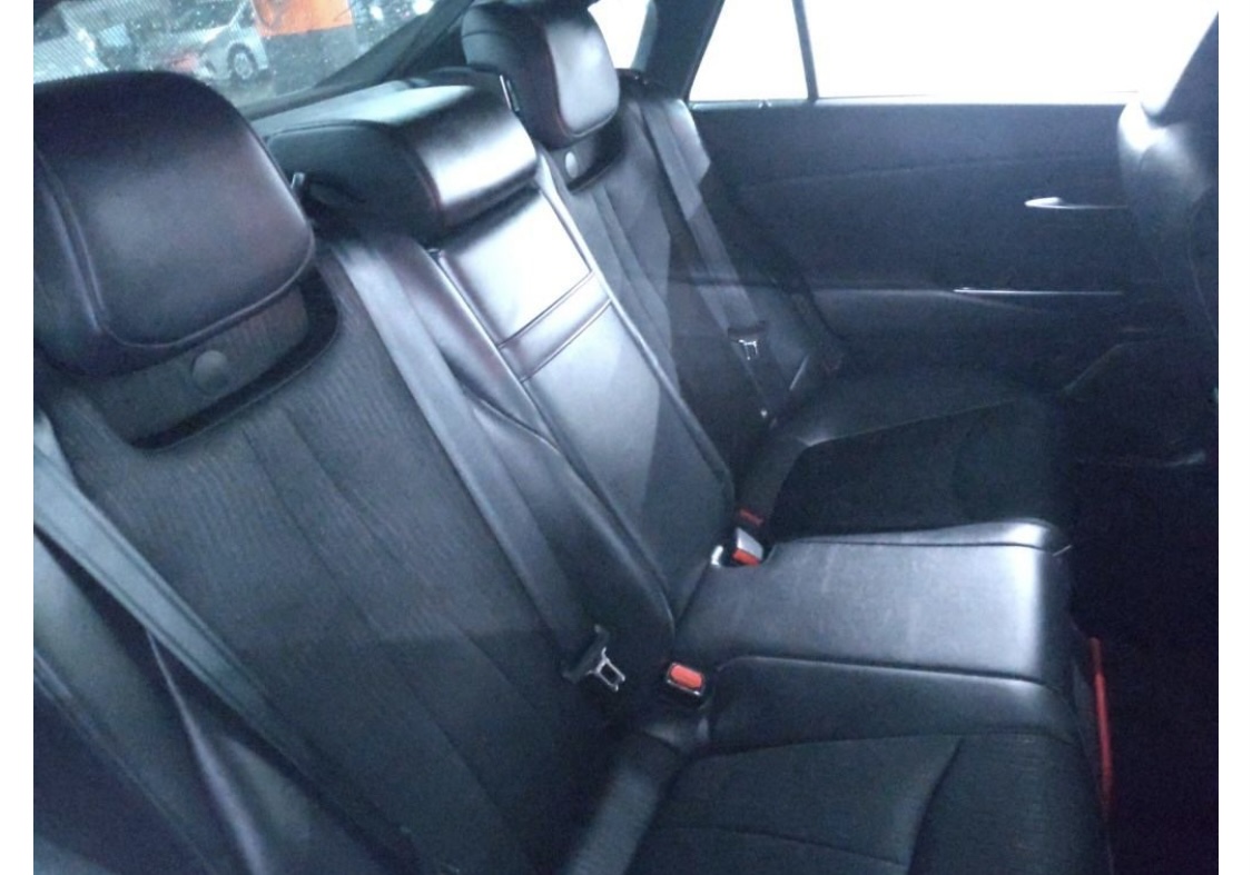 TOYOTA CROWN HYBRID | Nihon Jidosha CO. LTD