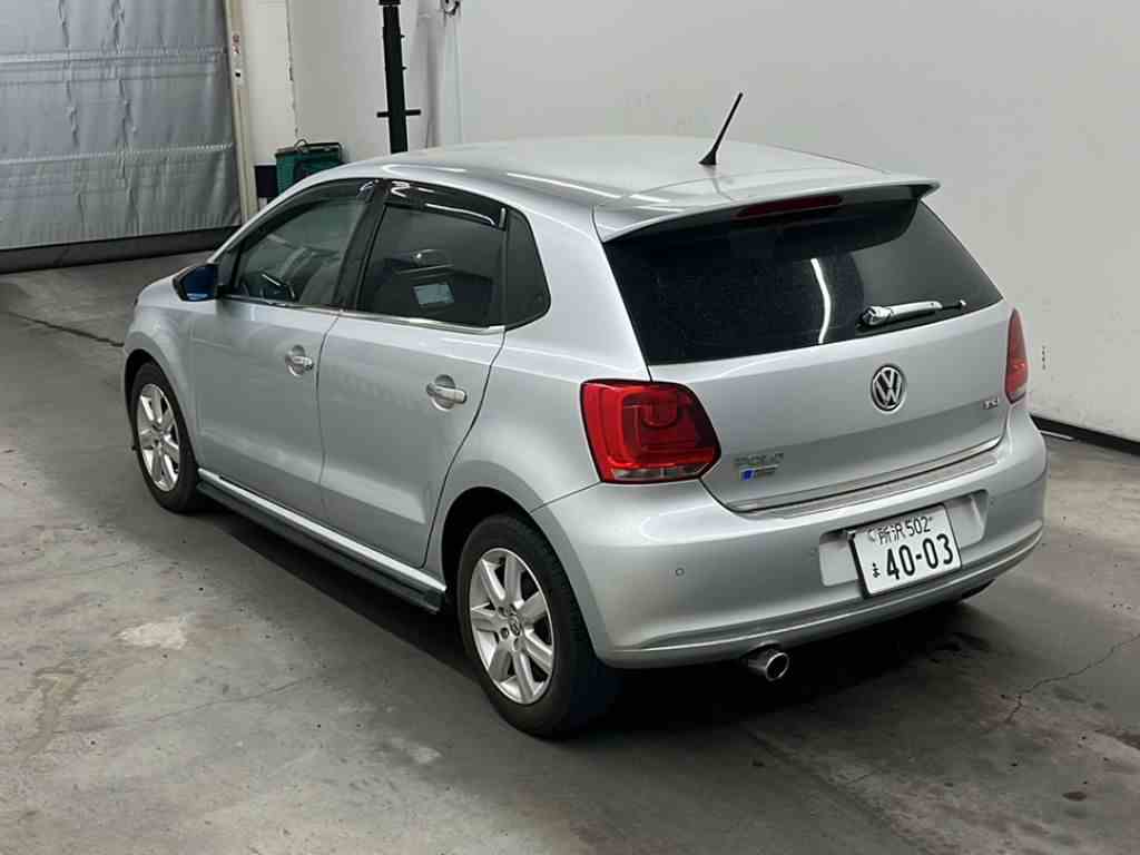 VOLKSWAGEN POLO  | Nihon Jidosha CO. LTD