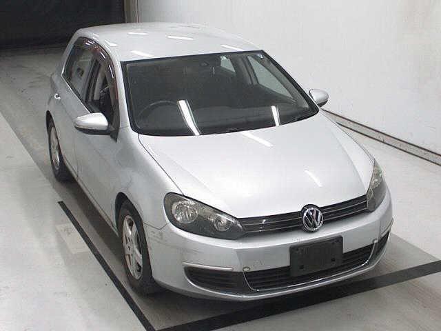 VOLKSWAGEN GOLF | Nihon Jidosha CO. LTD