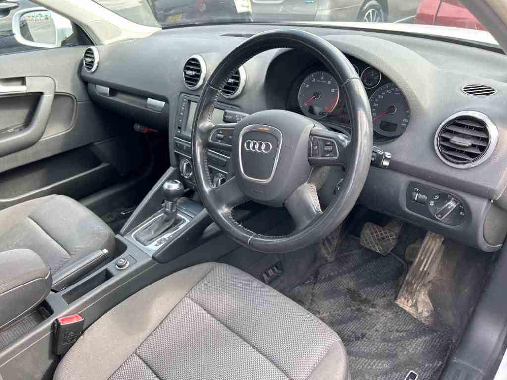 AUDI A3 SPORTS BACK | Nihon Jidosha CO. LTD