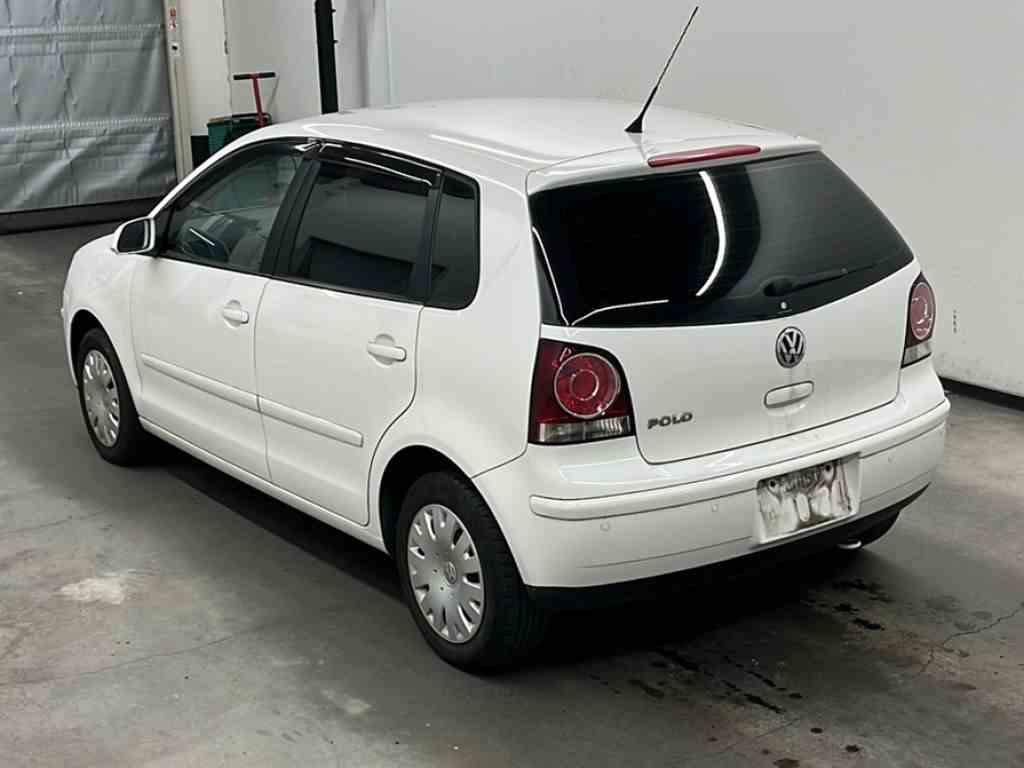 VOLKSWAGEN POLO | Nihon Jidosha CO. LTD