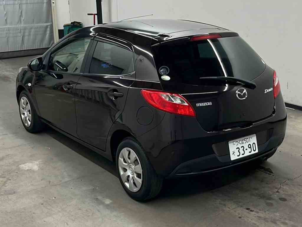 MAZDA DEMIO | Nihon Jidosha CO. LTD