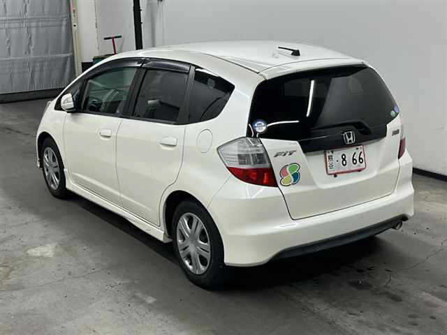 HONDA FIT RS | Nihon Jidosha CO. LTD