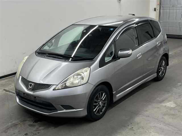 HONDA FIT RS | Nihon Jidosha CO. LTD