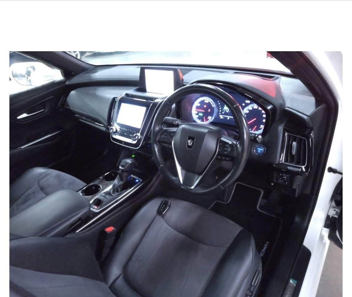 TOYOTA CROWN HYBRID | Nihon Jidosha CO. LTD