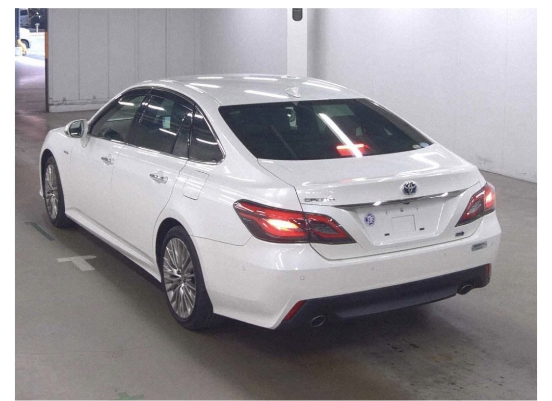 TOYOTA CROWN HYBRID | Nihon Jidosha CO. LTD